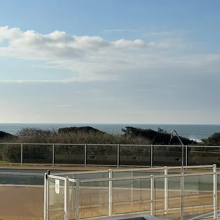 Avec Terrasse Et Parking, Proche - Fr-1-197-635